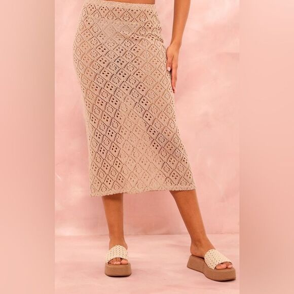 Prettylittlething Taupe Textured Rib Low Rise Midaxi Skirt Size UK 10 US 6 NEW - Picture 5 of 11